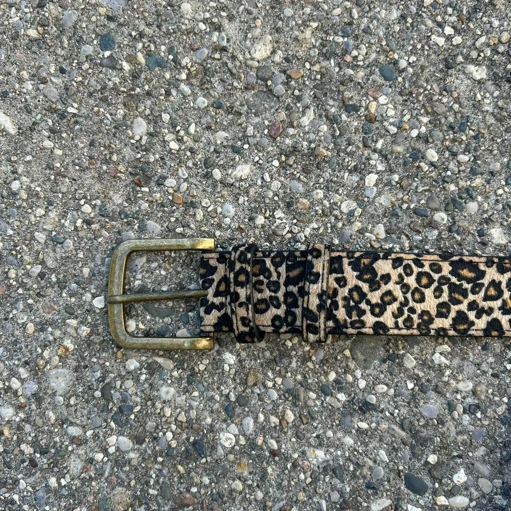 Vintage style cheetah leopard print fur belt american boho black and tan